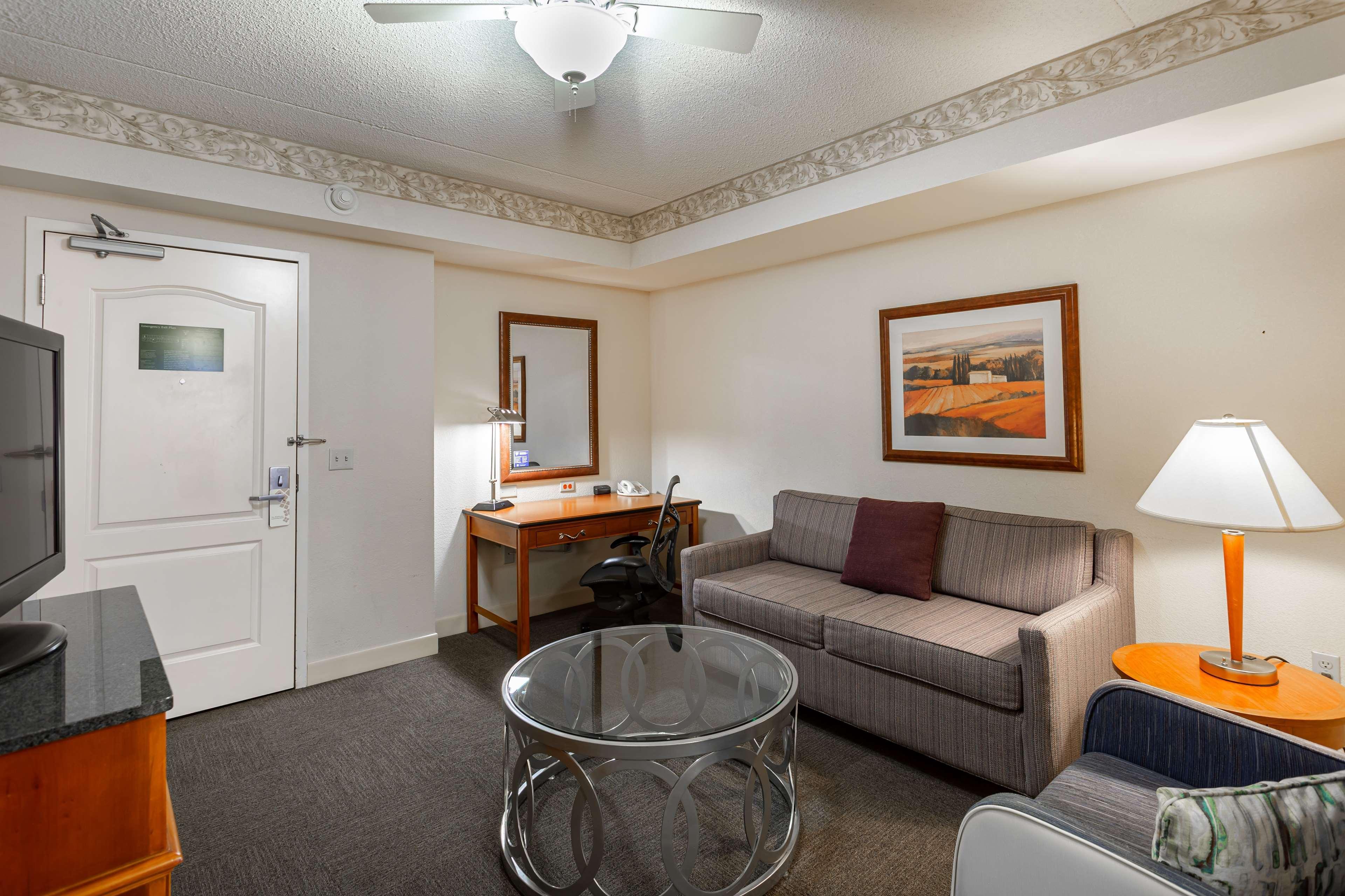 Hilton Garden Inn Вустер Екстер'єр фото