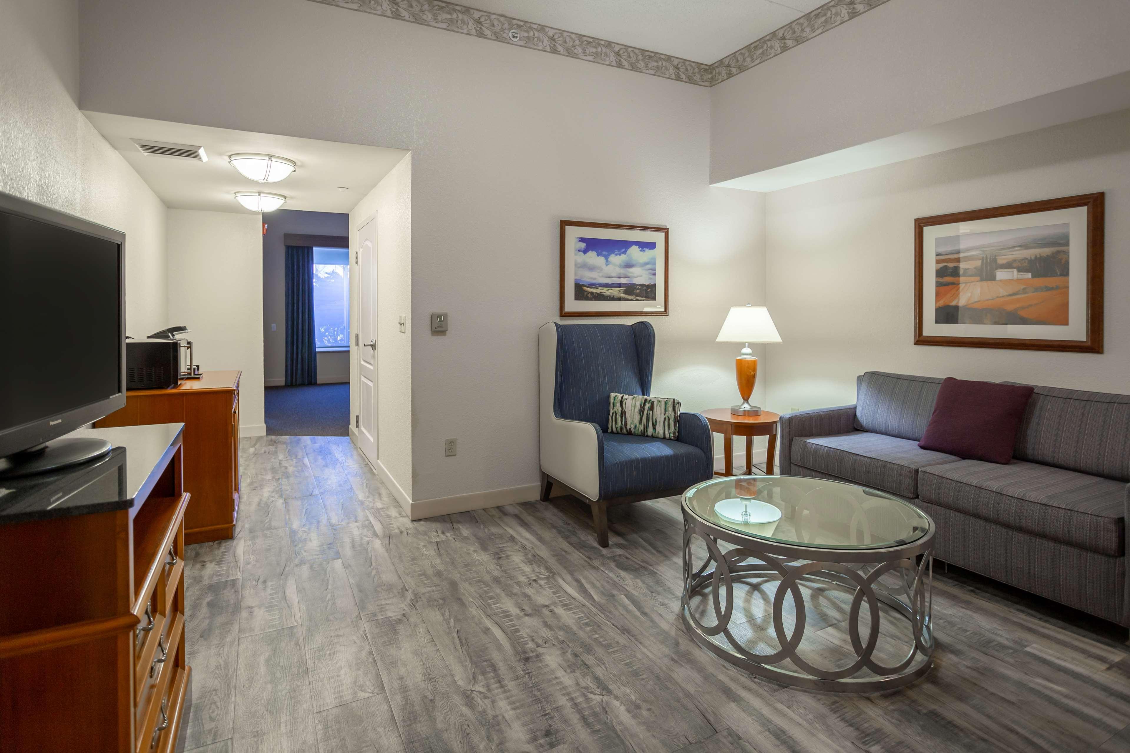 Hilton Garden Inn Вустер Екстер'єр фото