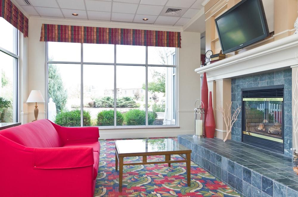 Hilton Garden Inn Вустер Екстер'єр фото