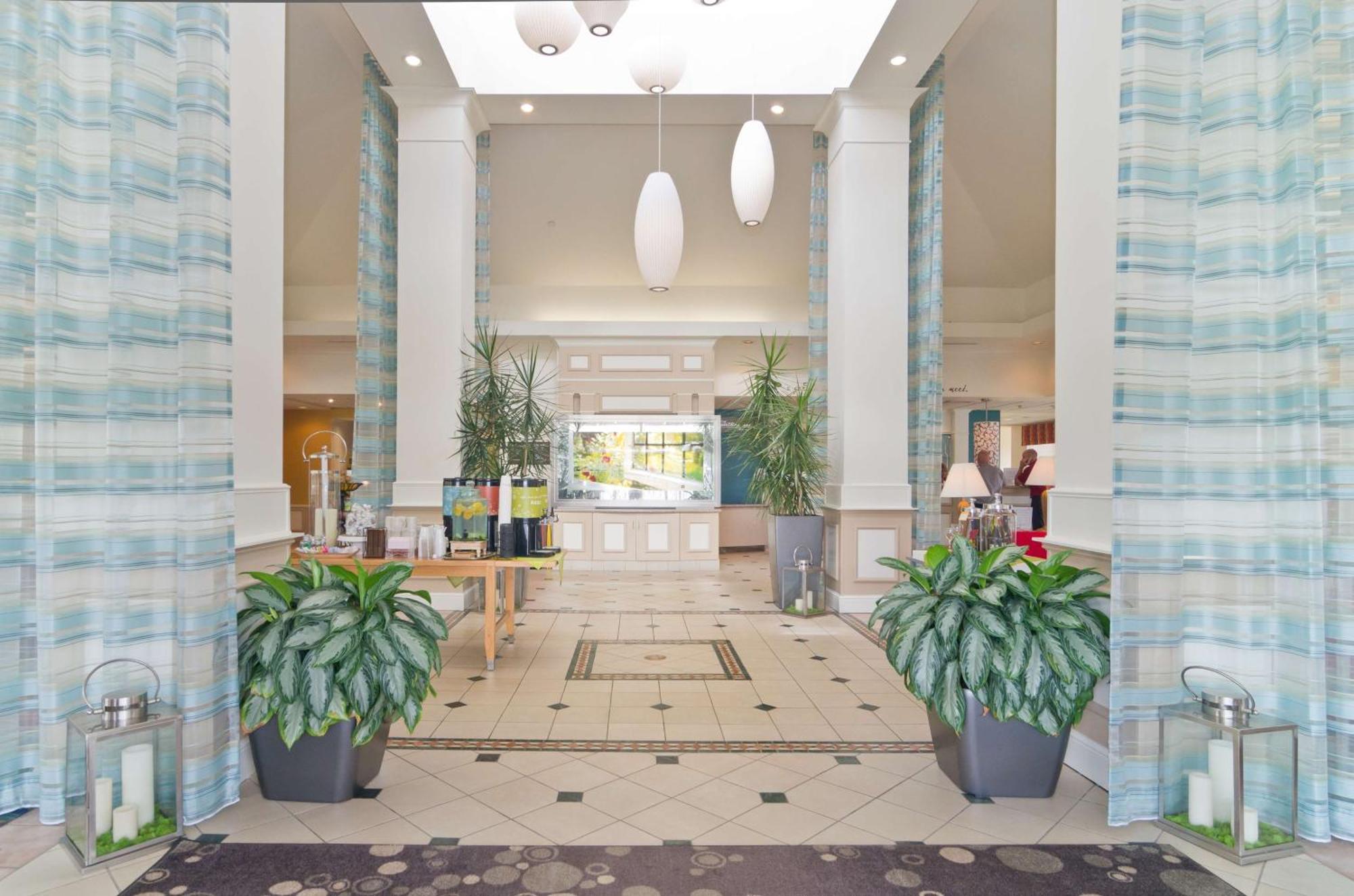 Hilton Garden Inn Вустер Екстер'єр фото