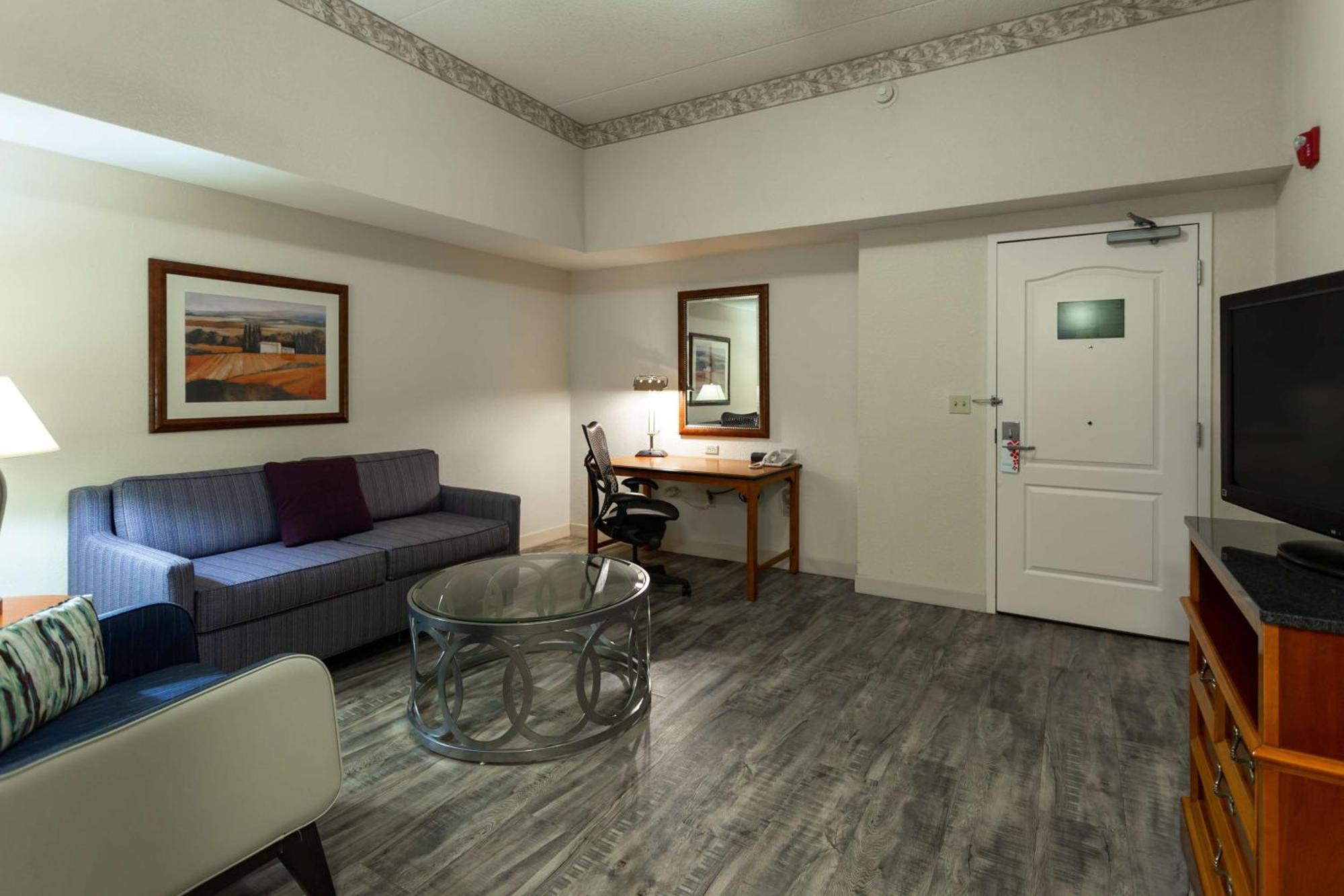 Hilton Garden Inn Вустер Екстер'єр фото
