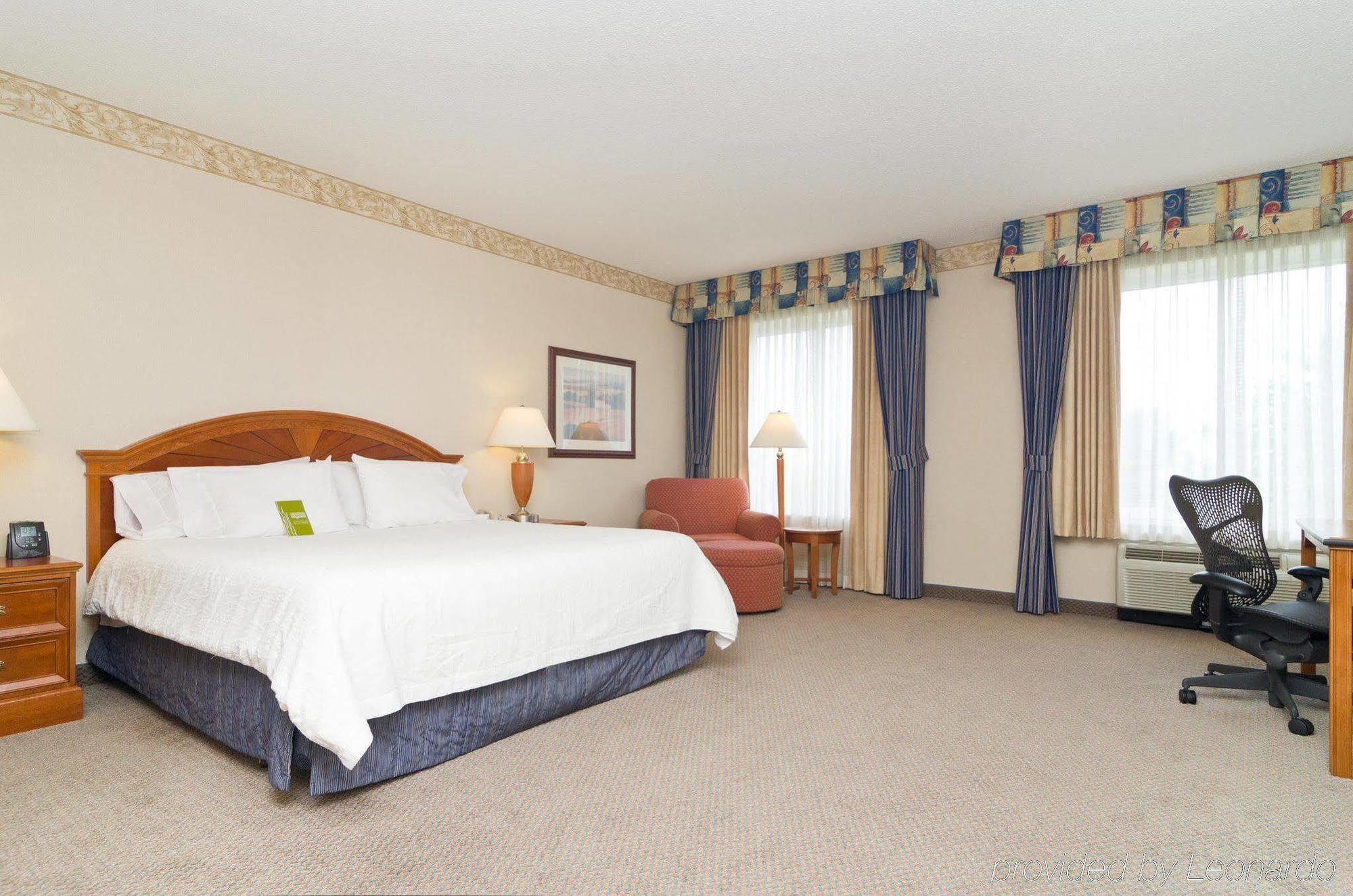Hilton Garden Inn Вустер Екстер'єр фото