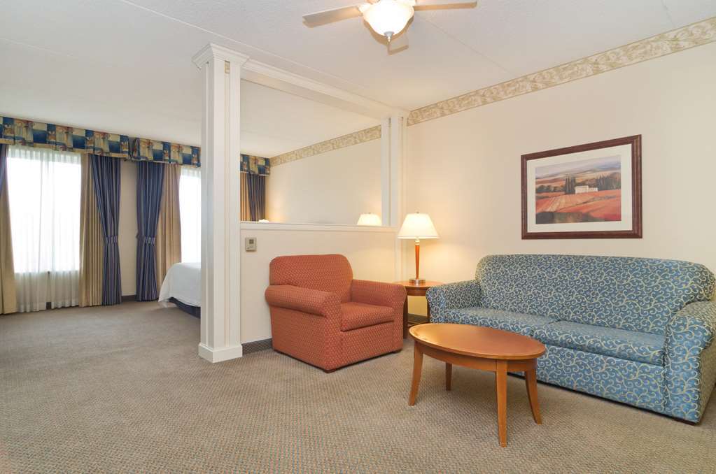 Hilton Garden Inn Вустер Номер фото